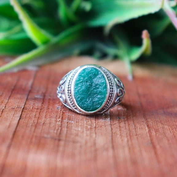 Green Emerald Ring, 925 Sterling Silver Ring, Round Cabochon Ring, Handmade Textured Ring, Bold Green Emerald Ring, Boho Unisex Jewelry***
