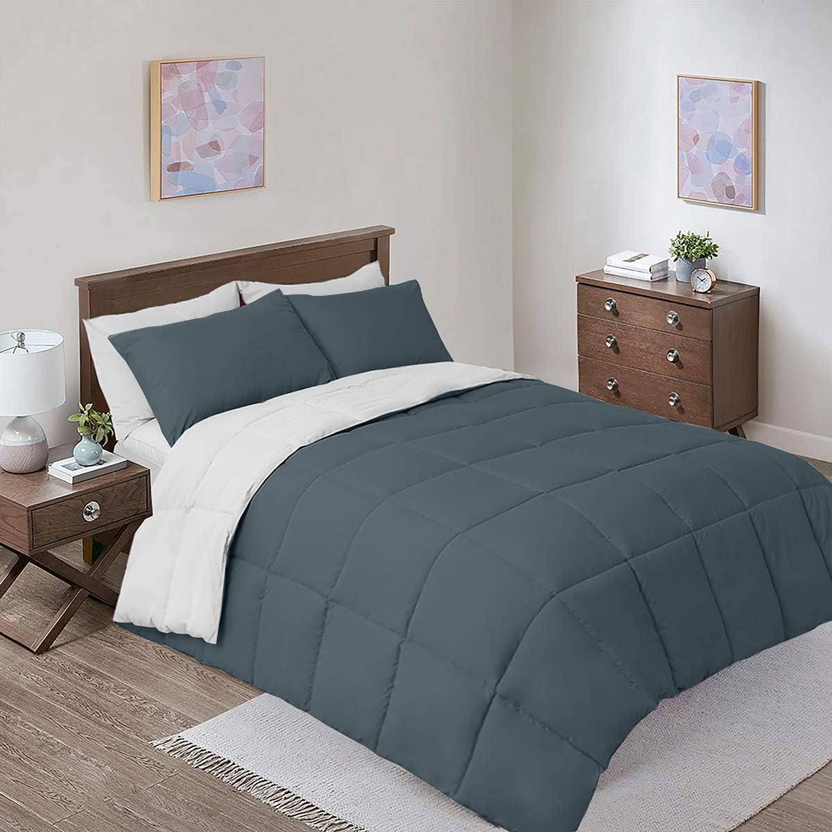 Sheetsnthings Reversible Down Alternative Comforter, Medium Warmth (28-Ounces of Fill) Twin-Twin XL Size Blanket, Navy-Grey