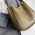 thumbnail image 3 of Bolso Con Asa Superior Tipo Cartera Suave Hombro Retro Versátil para Mujer, 3 of 9