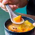 thumbnail image 4 of Juego de cucharas de sopa de cerámica de 2 piezas, tazón de Ramen Retro, cuchara de sopa adecuada para sopa, salsa, pastel, avena y albóndigas, 4 of 5