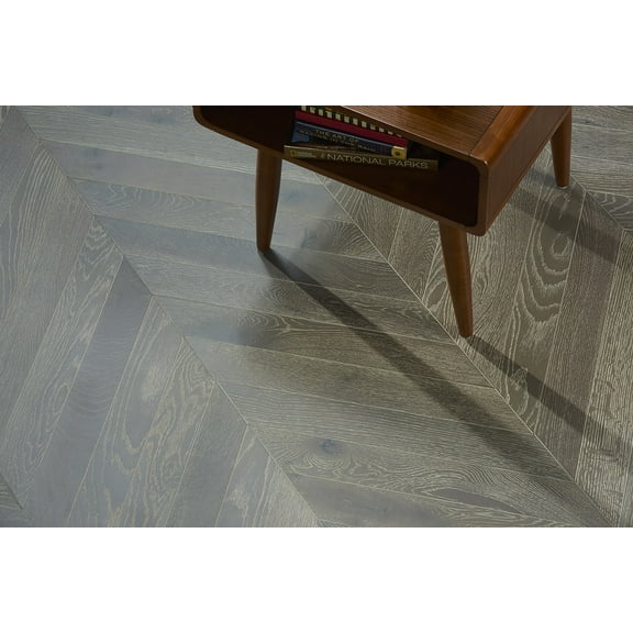Solidfloor Canterbury Hardwood Chevron 12 pc/ctn, 7.316sf/ctn