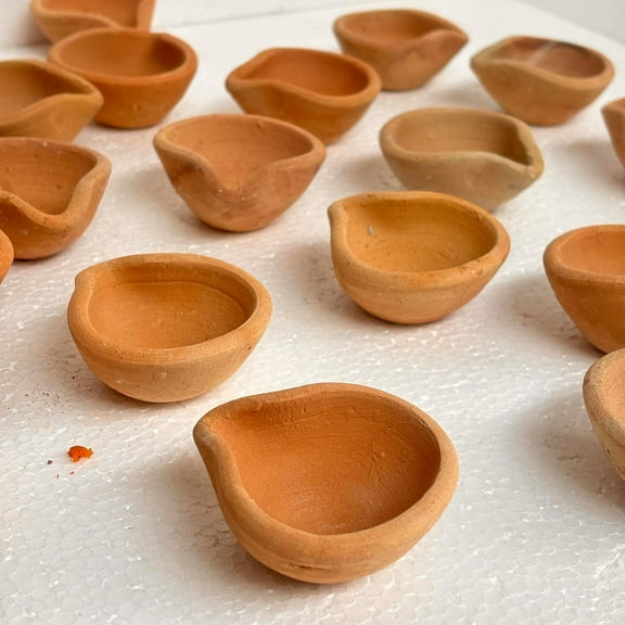 Decorative Hand Made Clay Diya's For Diwali Pooja Decoration (Set of 5)