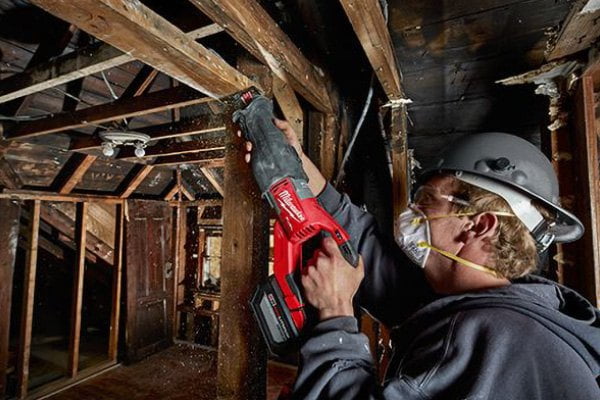 Milwaukee 48-11-1812 - M18 Redlithium High Output 12.0Ah Li-Ion Battery