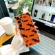thumbnail image 3 of Añade un toque de creatividad a tu iPhone con esta funda flexible de goma de TPU con estampado de dibujos animados., 3 of 4