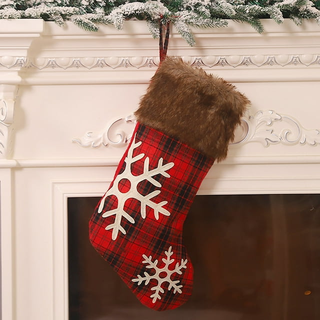 Calcetines Navideños de Cuadros con Diseño de Copos de Nieve, Color Rojo, Algodón, Varios Estilos, Tamaño 48x27x22 cm, Peso 79g, Incluye 1 Calcetín