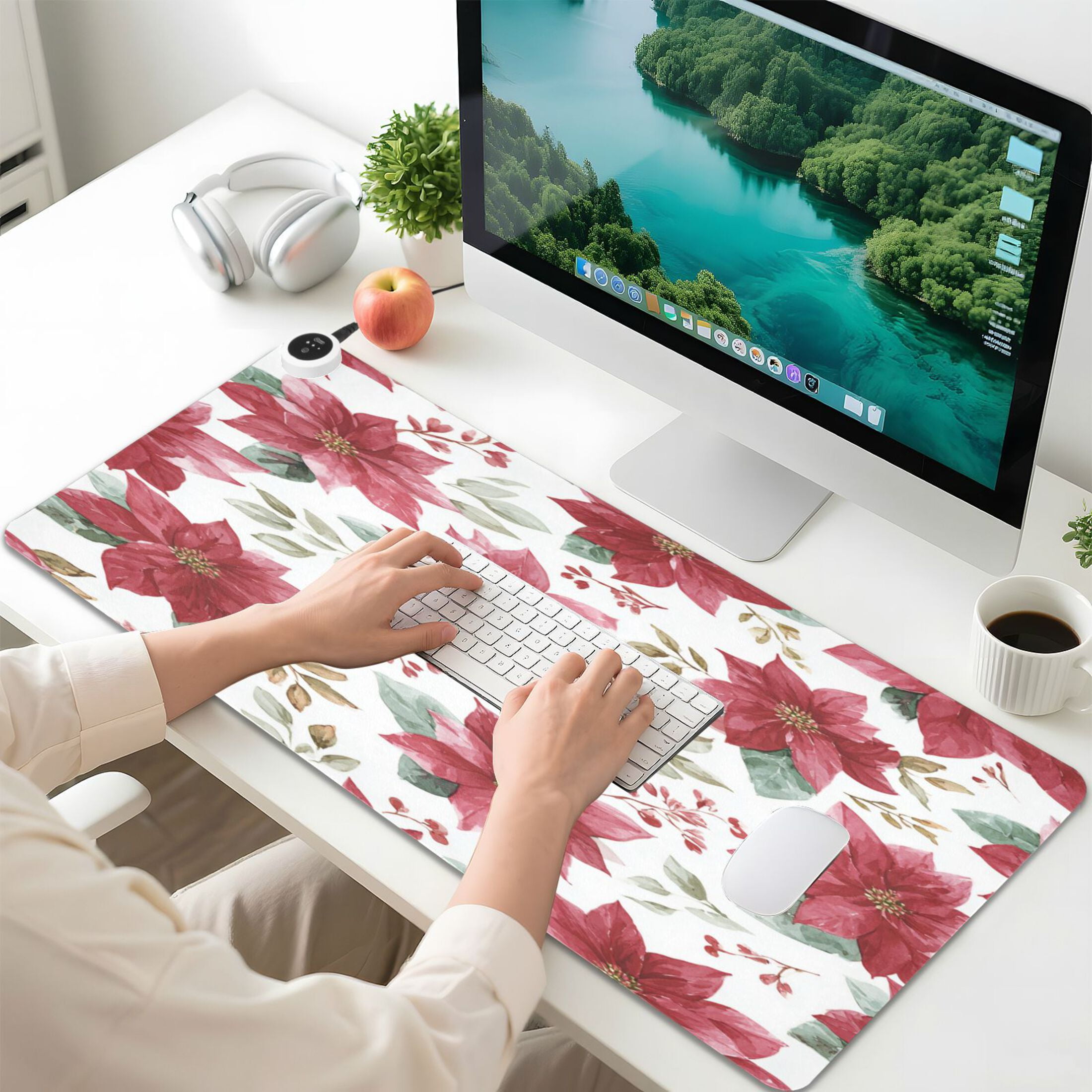 Wobogo Poinsettia Flowers Heated Mouse Pad Extra-Large Desk Mat With 3 Heating Levels and 3-hour Auto Shut-Off Protection Ideal for Computer Keyboards Home Office Hand-warming Essential 31.5in × 13in
