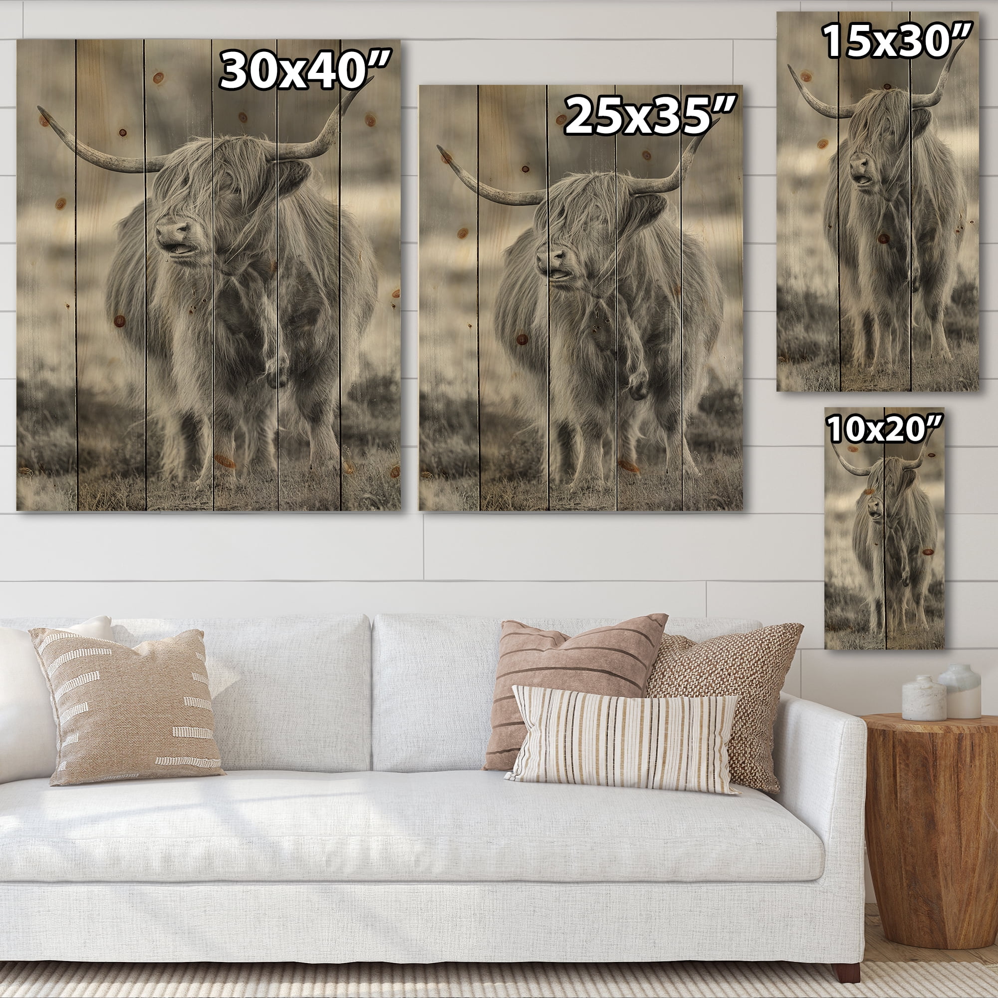 Designart 'Close Up View of Monochrome Bull' Farmhouse Print on Natural Pine Wood