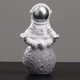 thumbnail image 3 of Estatua de astronauta, figura decorativa para habitación de niños, escultura en miniatura de astronauta, espacio exterior, juguetes educativos de aprendizaje preescolar Plata 9.5x8x15.5CM, 3 of 9