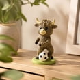 thumbnail image 1 of Adorable Figura de Vaca de Resina: Divertida Escultura con Temática Deportiva para La Decoración Del Escritorio de La Oficina En Casa. Regalos Graciosos de Vacas de Las Tierras Altas para Amantes de, 1 of 7