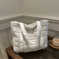 thumbnail image 2 of Bolso casual de moda de gran capacidad, nuevo estilo de invierno 2025, combina con todo, este año, popular versión coreana, bolso de mano para mujer, 2 of 5