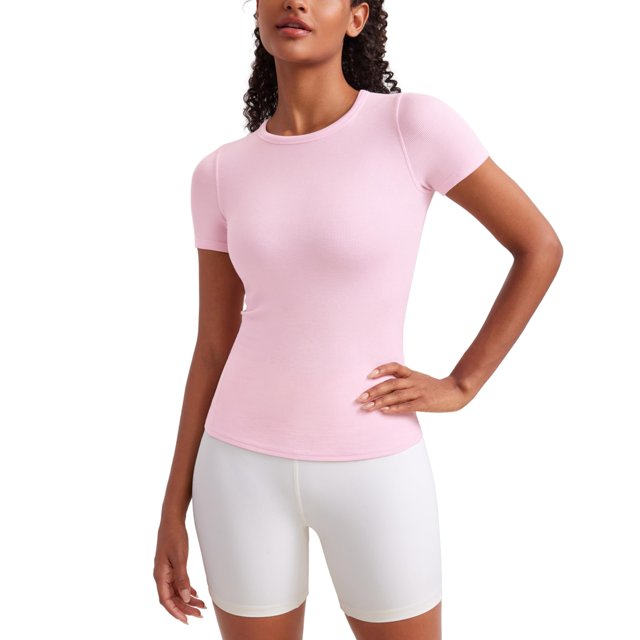 Camisa CRZ YOGA de modal acanalado de manga corta con peonía rosa para mujer