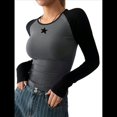 thumbnail image 2 of Camisas de Larga para Mujer, Corte Ajustado, Elásticas, con Bloques de Color y Ligeramente Recortadas. Estrellas Gris Oscuro XL, 2 of 7