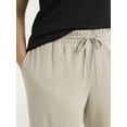 thumbnail image 4 of Terra & Sky Women's Plus Size Pull On French Terry Cloth Capris, 22” Inseam, 4 of 5
