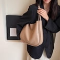 thumbnail image 3 of Bolso Hombro Tejido para Mujer Informal A La 1160 Color Caqui, 3 of 9