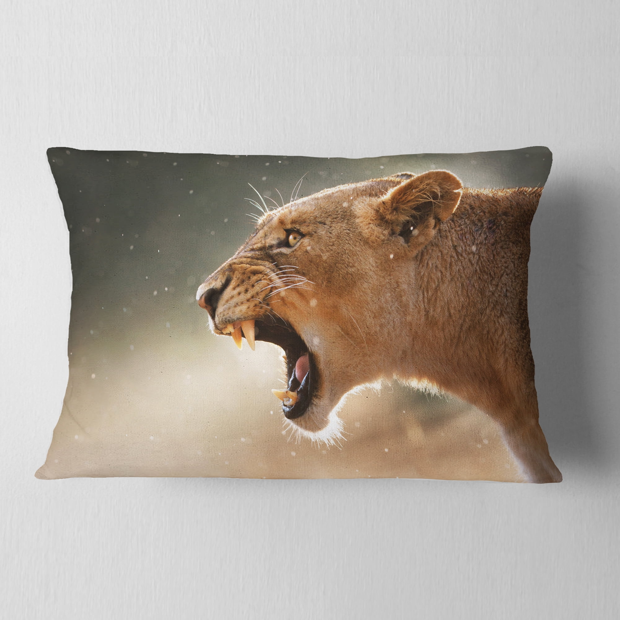 Designart Lion Showing Dangerous Teeth - African Throw Pillow - 12x20