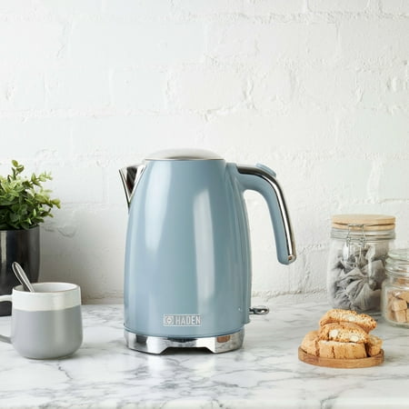 

Brighton 1.7 Liter (7 Cup) Stainless Steel Electric Cordless Kettle with Auto Shut-Off and Boil-Dry Protection