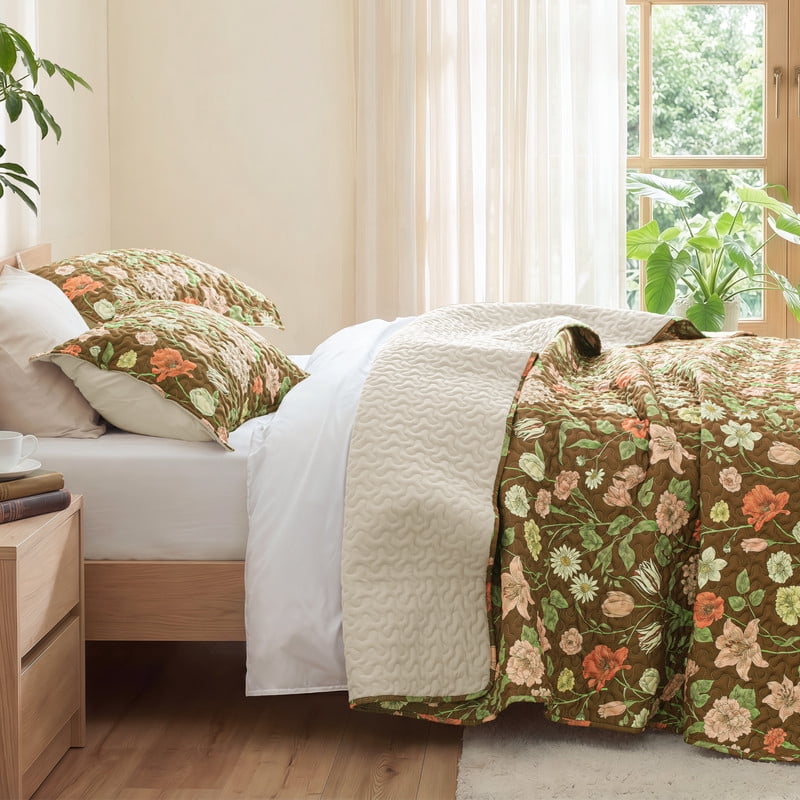 Exclusivo Mezcla Floral Quilts Queen Size, Brown Queen Quilt Bedding Set with Cottagecore Garden Pattern, Reversible Lightweight Bedspreads Coverlets (92"x96")