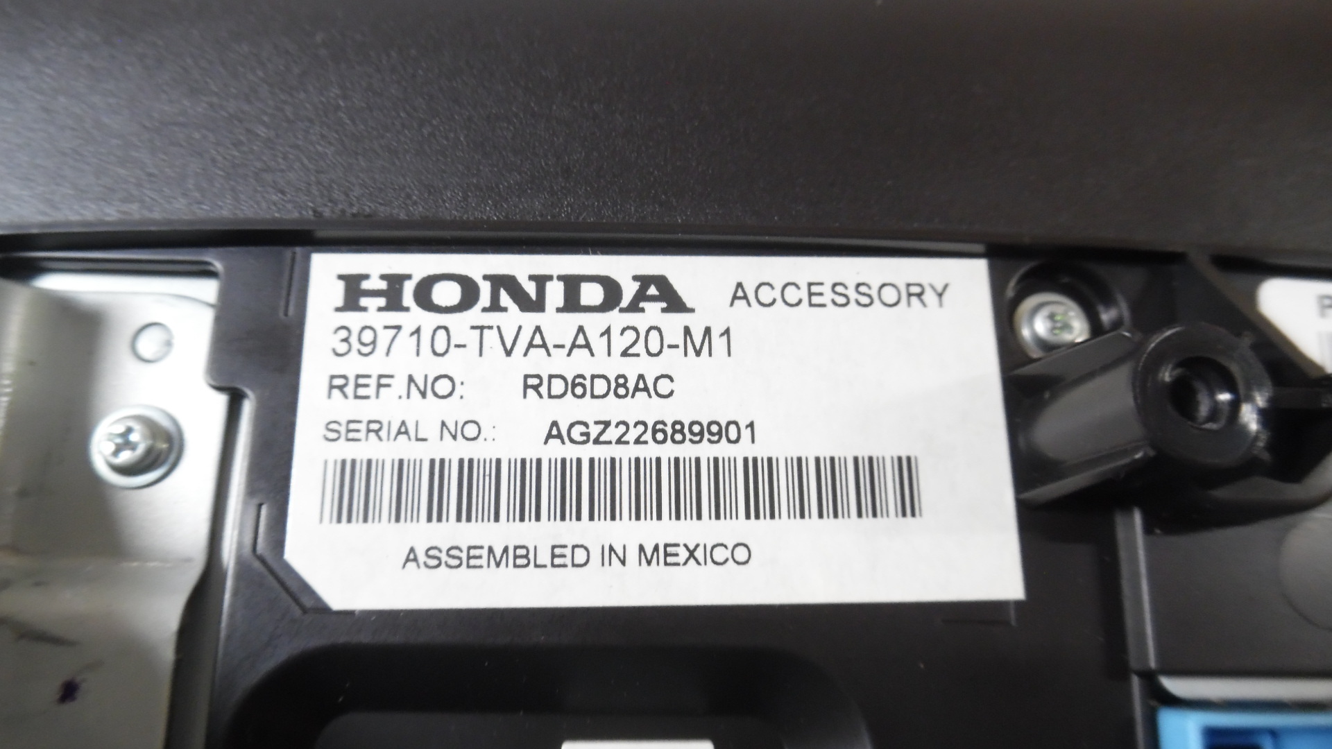 Pre-Owned 2018-2022 Honda Accord Radio Media Information Display Screen 8.0 OEM - Verify Specific Vehicle Fitment In Description - (Good)