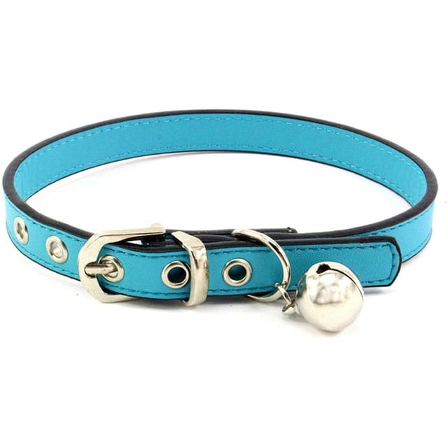 Collar clásico de piel con cascabeles, ideal para perros o gatos pequeños. Collar ajustable de 15 a 21 cm de largo y 1 cm de ancho, color azul.