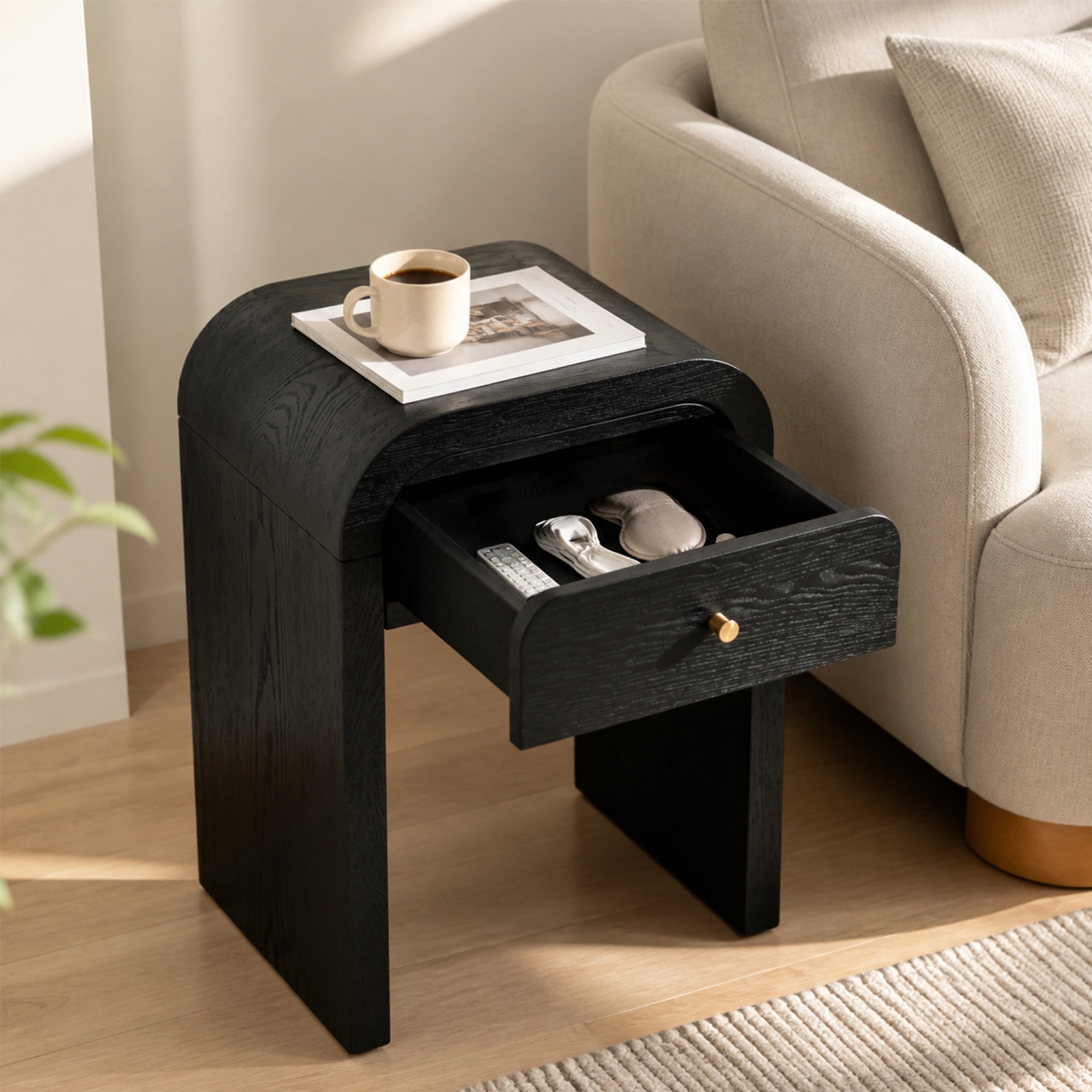 Leumius Curved Side Table with 1 Drawer Nightstand Side End Table with Rounded Edge Tabletop for Bedroom Living Room Black