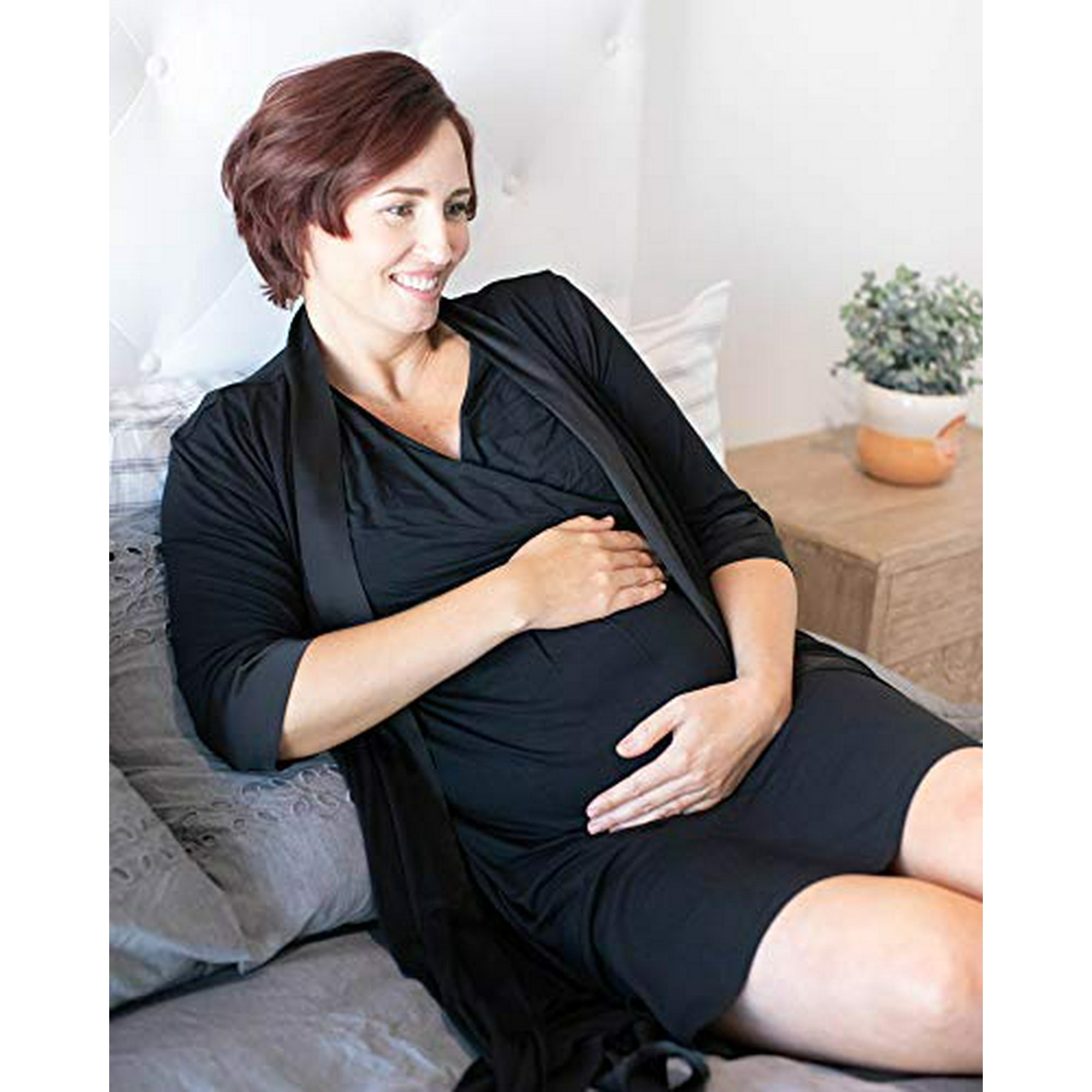 Kindred Bravely Emmaline Maternity Nursing Robe Hospital Bag Delivery Essential Black Small Medium