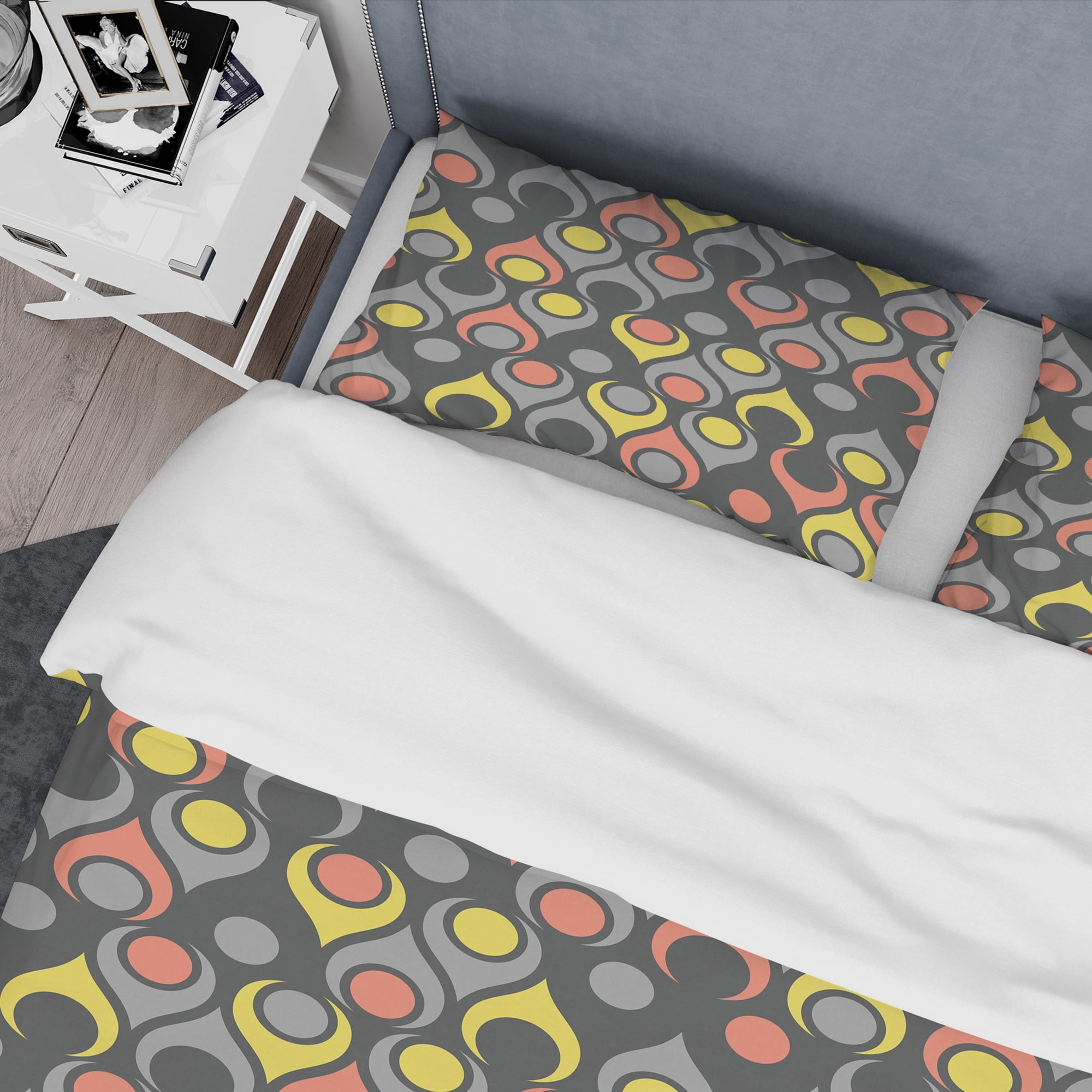 Designart 'Retro Abstract Drops I' Mid-Century Modern Duvet Cover Set