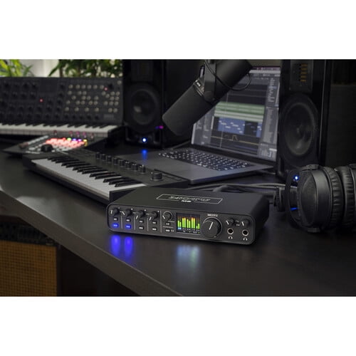 MOTU M6 USB-C Audio/MIDI Interface Bundle