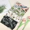 thumbnail image 5 of Diadema anudada de lado ancho impresa Bohemia de 4 piezas para mujeres en negro, gris, rosa, verde y blanco, 5 of 5