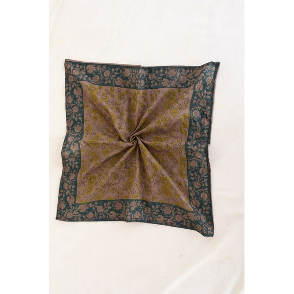 Hand Printed Bandana Natural Organic print Bandana Paisley Design Vibrant Color, pure cotton Winter Scar