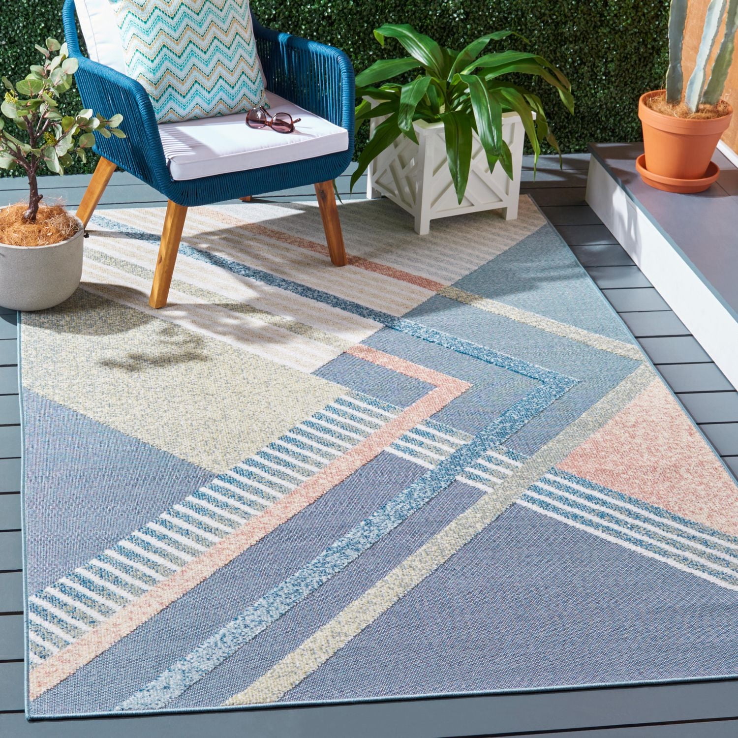 SAFAVIEH Sarasota Alton Geometric Indoor/Outdoor Area Rug