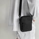 thumbnail image 5 of Bolso bandolera cruzado en el pecho y hombro | Monedero de viaje para hombres y mujeres | Mochila pequeña y ligera de una correa | Se adapta a una tableta de 7.9" | Correa ajustable | Orificio para, 5 of 6