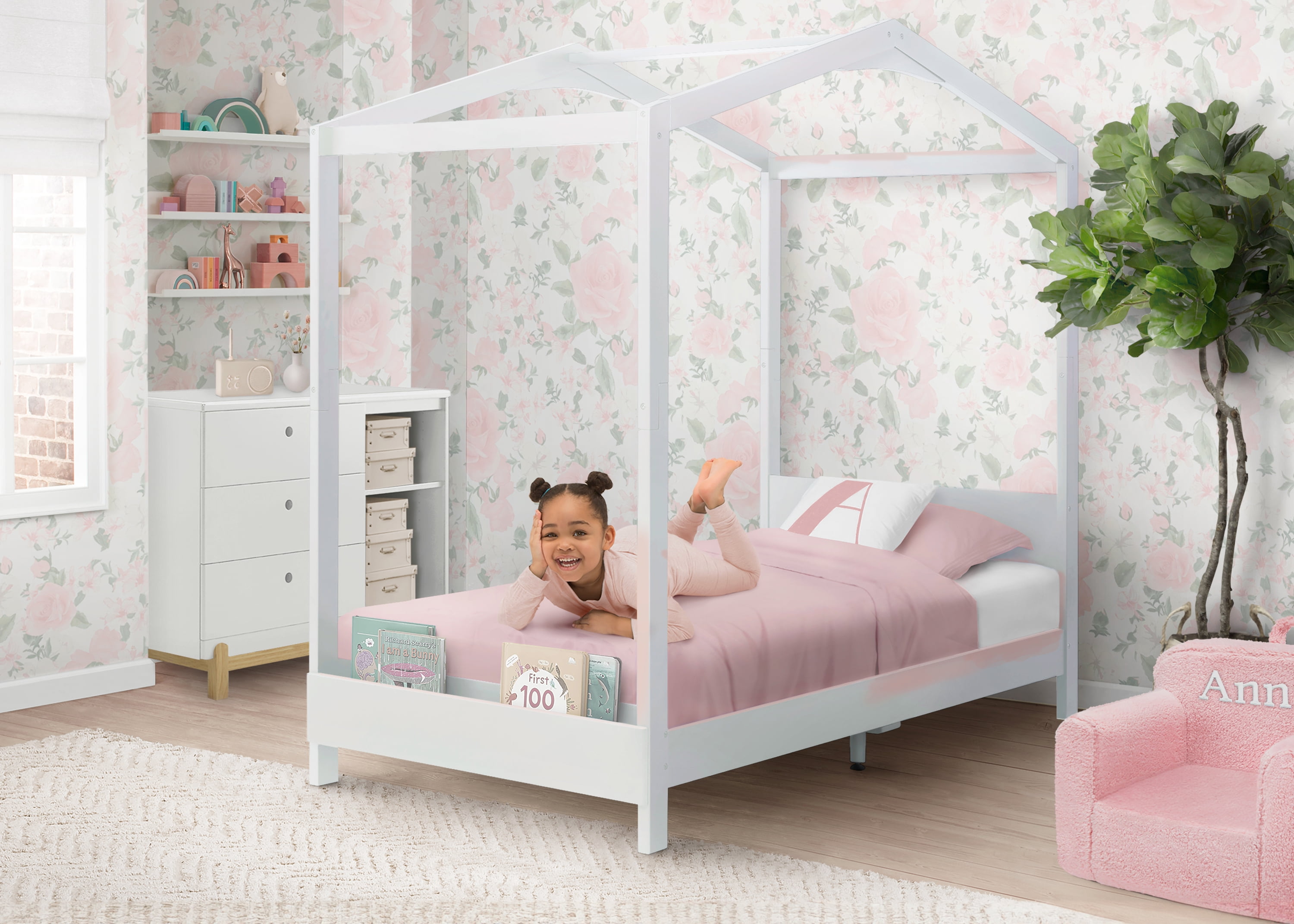 Delta Children Poppy House Wood Twin Bed, Platform Bed - No Box Spring Needed, Bianca White