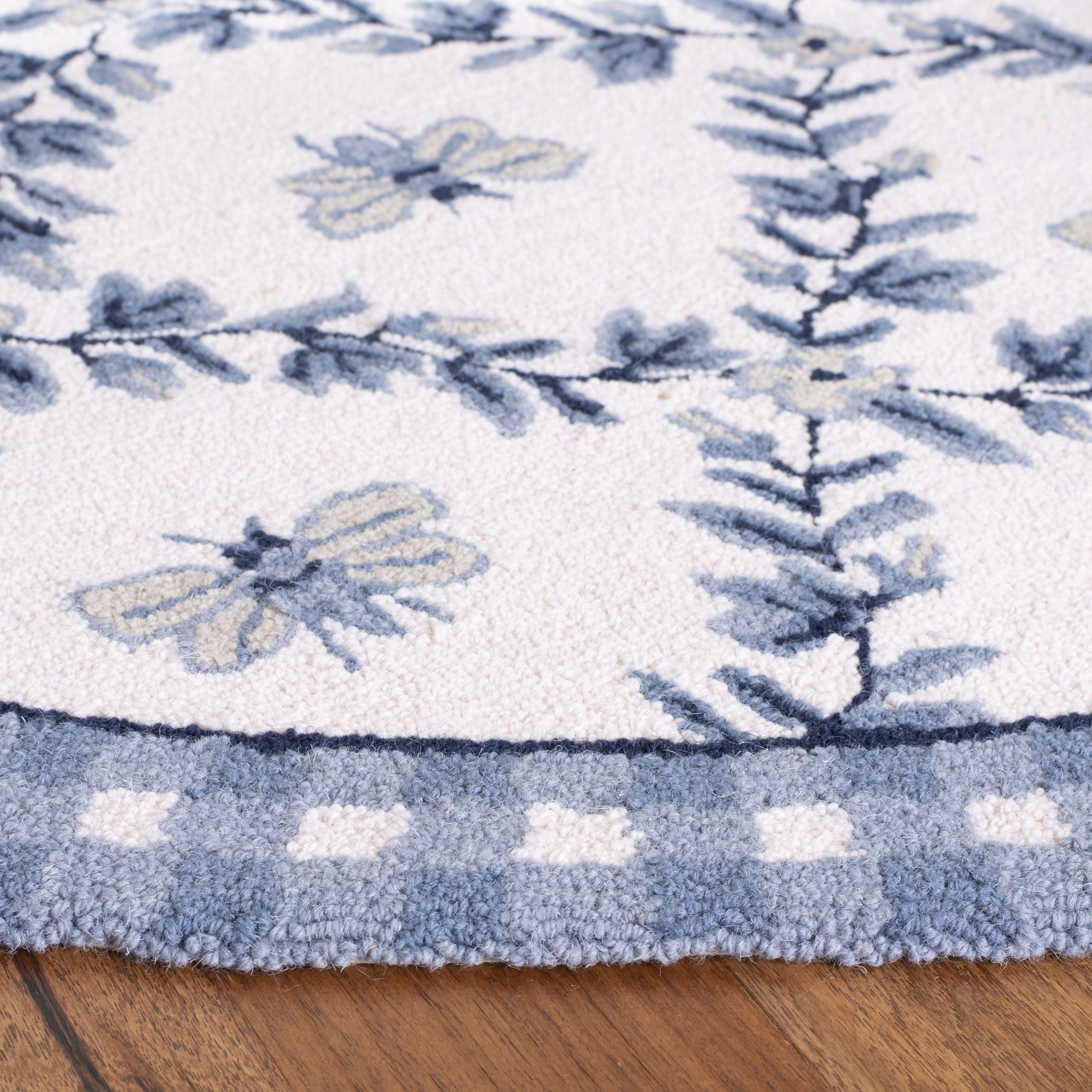 Safavieh Chelsea Lara Bordered Wool Area Rug, Ivory/Blue, 5'6" x 5'6" Round