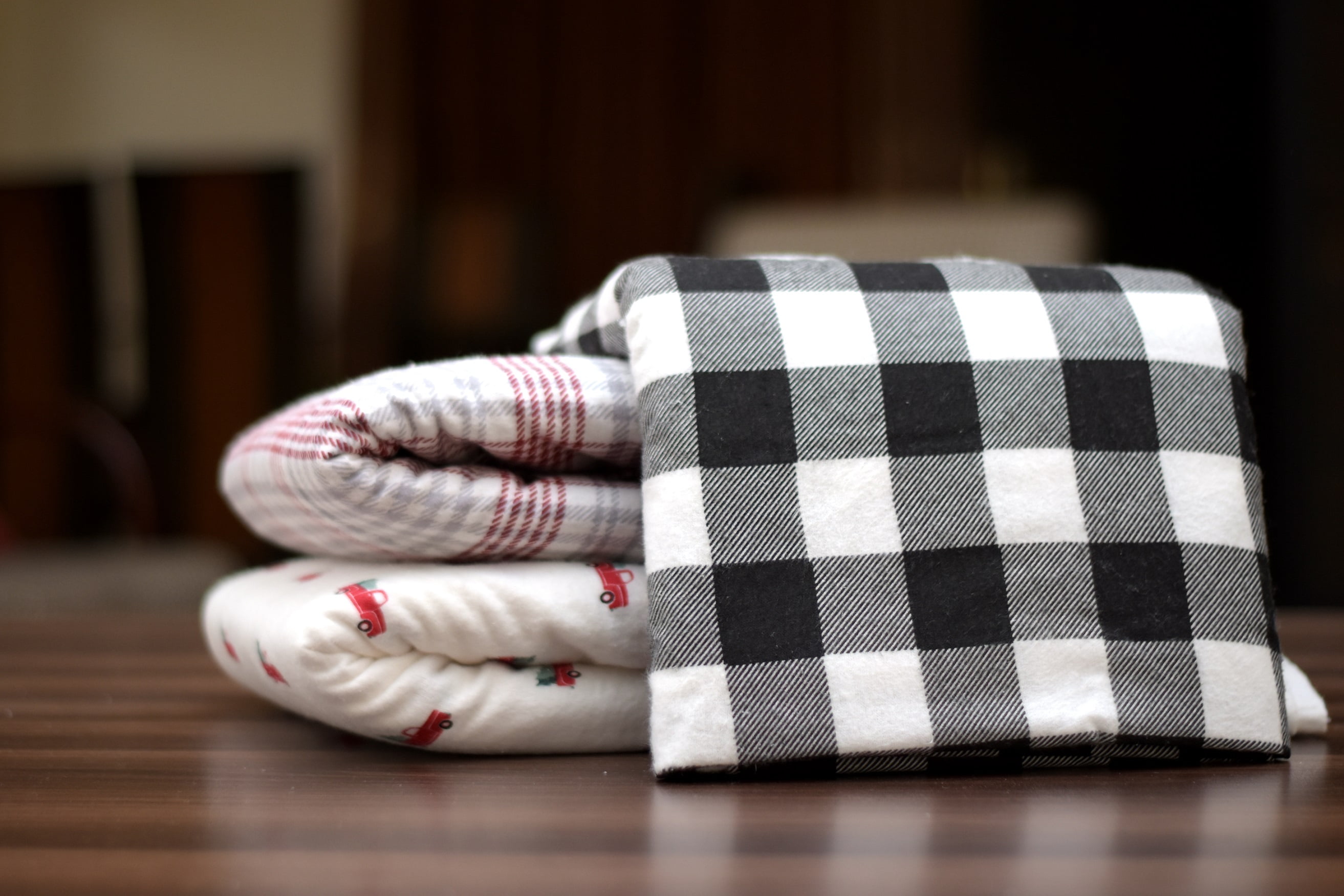 Dearfoams 100% Cotton Flannel Super Soft Sheet Sets, Buffalo Check White, Queen