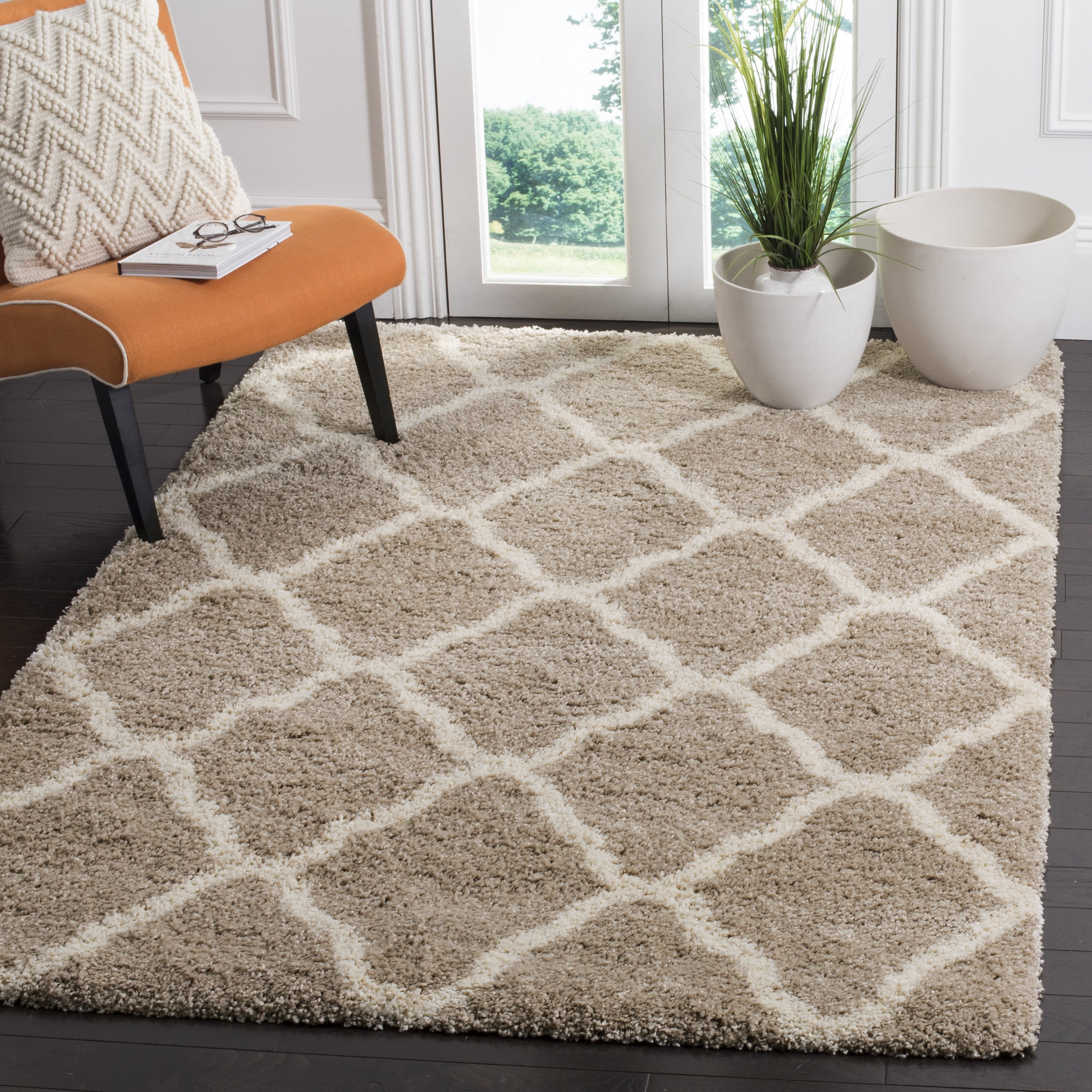 SAFAVIEH Hudson Aline Plush Geometric Shag Area Rug, Beige/Ivory, 11' x 15'