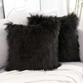 thumbnail image 1 of Juego de 2 fundas de almohada decorativas negras, nueva serie de lujo, estilo merino, de piel sintética, esponjosas, cuadradas, de 45 x 45 cm., 1 of 5