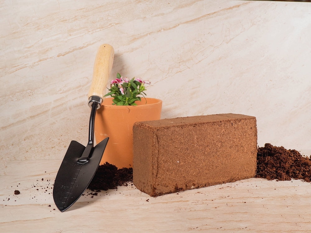 Coco Coir for Plants 2-Pack Envelor 2.4 Gallons Compressed Coconut Coir Bricks 10 lb. Organic Coconut Coir Bulk Low EC pH Balanced Natural Coco Peat for Indoor and Outdoor Gardening Potting Soil
