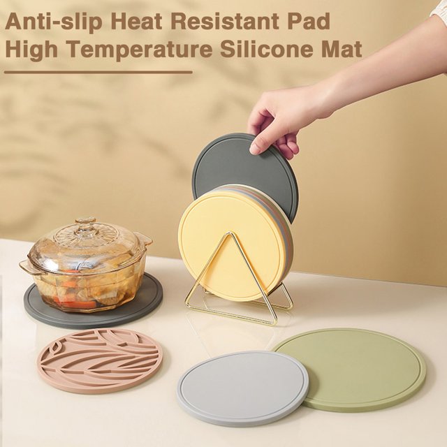 YAOMOBB Kitchen Pot Holder Round Silicone Pot Holder Non slip High Temperature Resistant Dishwasher Safe Heat Insulation Pad