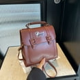 thumbnail image 2 of Mochila francesa retro de color contrastante, nueva mochila de otoño 2025, pequeña, cuadrada, de un solo hombro, moderna y versátil, para uso diario., 2 of 5