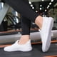 thumbnail image 3 of Zapatos Minimalistas Descalzos Likrtyny con Punta Ancha para Hombres y Mujeres Blanco 36, 3 of 9