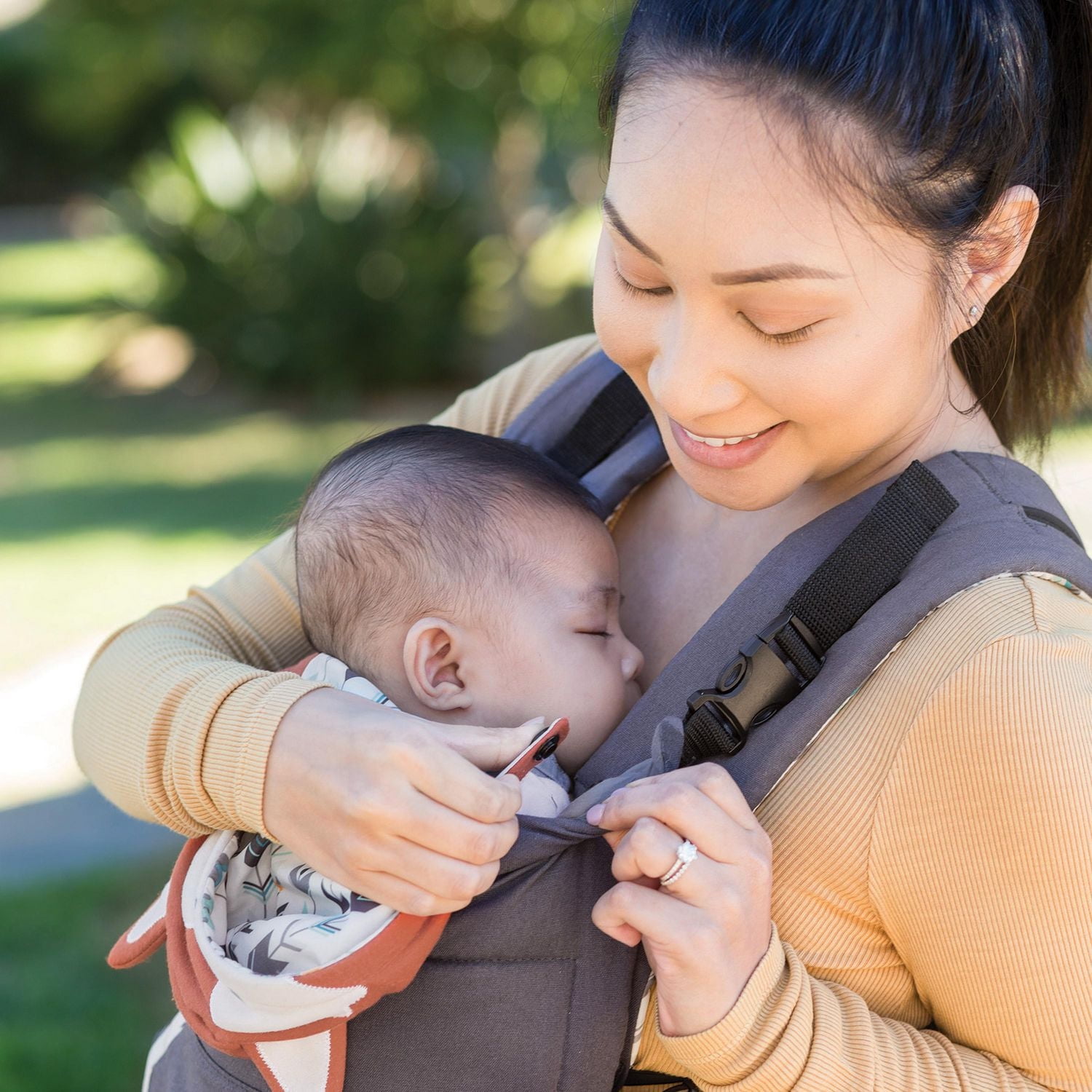 Infantino Cuddle Up Carrier