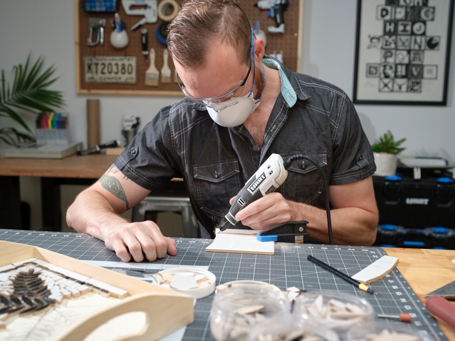 HART Kit d’outils rotatif 1 ampère à 2 vitesses avec 10 accessoires Poignée ergonomique