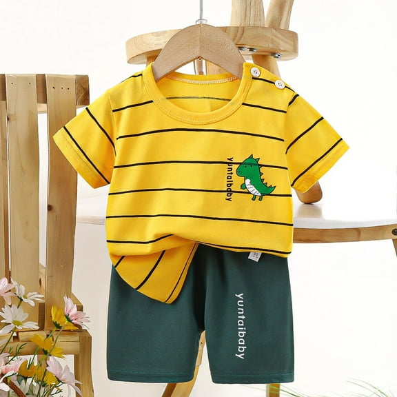 Spazoro Toddler Girls Leisure Outfit Sets, Summer Cotton 2-Pieces Graphic Print Short Sleeve Shirt and Shorts Sets White Size 9 Months