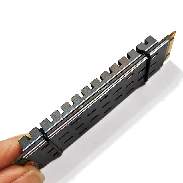 UPGRATOR Enfriador De Cobre Para SSD Metal Negro Con Durabilidad Y Rendimiento Profesional