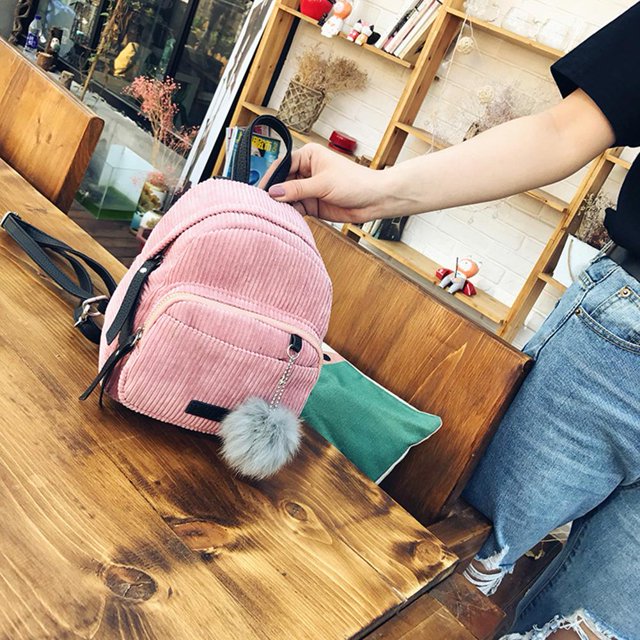 Bolsa Mini mochila para niñabolso de hombro de terciopelo para invierno con bola de piel para mujer (rosa)