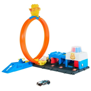 Hot Wheels City Super Police Station Playset with 1:64 Scale Police Toy Car & Adjustable Track Loop