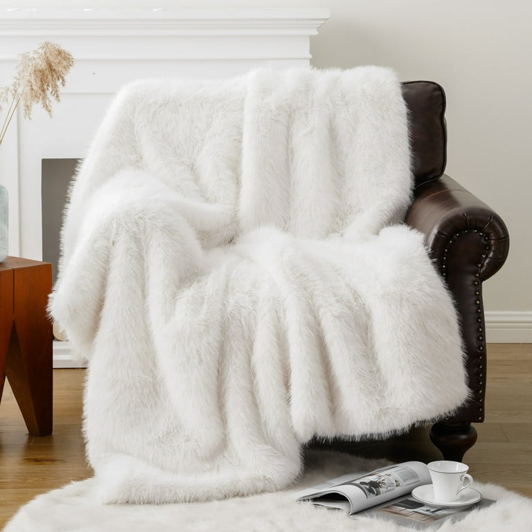 Krifey Plush Faux Fur White Throw Blanket,Luxury Thick Fluffy Blankets for  Couch, Bed, Sofa,Warm Fuzzy Cozy Decorative Blankets as Birthday