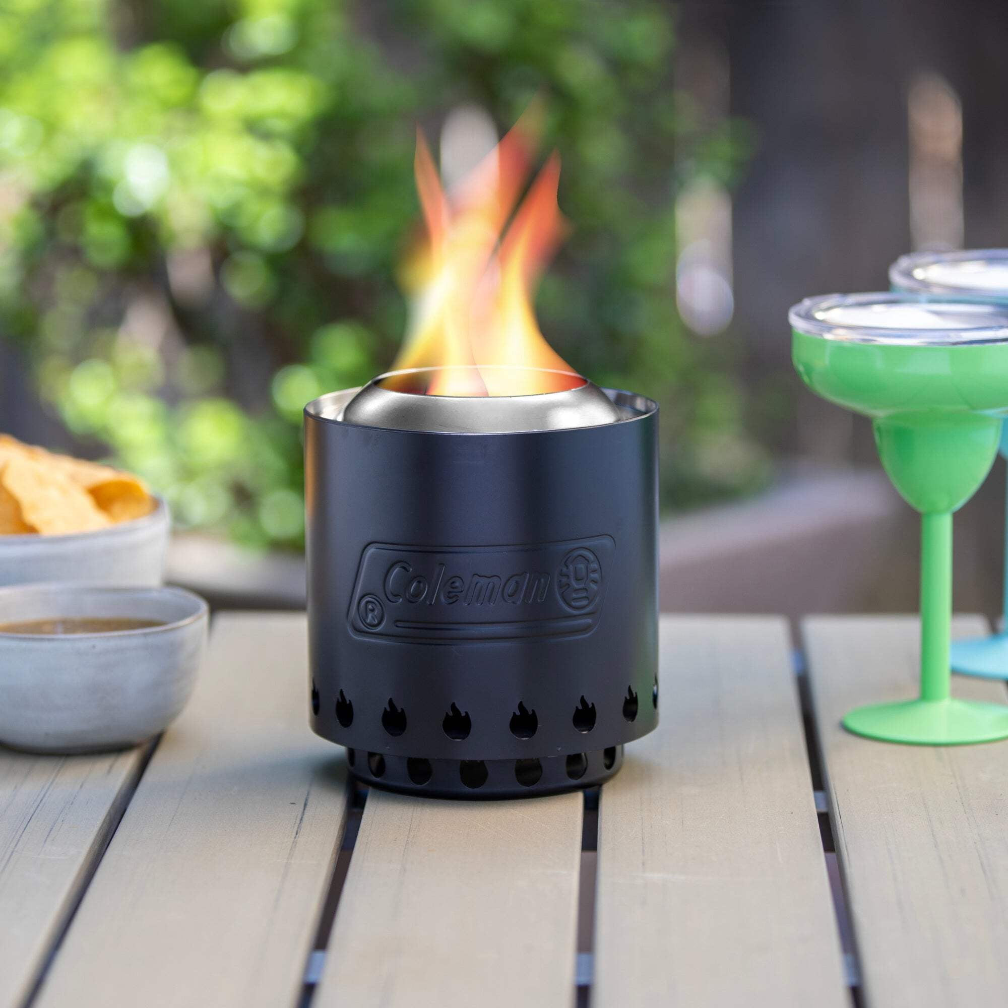 バーベキュー・調理用品 Coleman Stainless Fire Place III