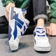 thumbnail image 5 of Zapatos casuales para hombre cómodos de cuero de PU ligeros de dos tonos para viajes al aire libre DQrwqpou Tenis De Mujer Tenis De Hombre, 5 of 8