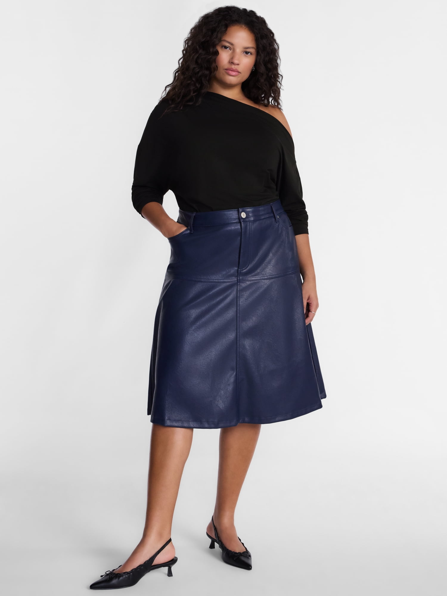 Terra & Sky Women’s Plus Asymmetrical Pleated One Shoulder Top with Long Sleeves, Sizes 0X-5X